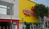 Construccion de tienda Plaza Vea Armadillo 